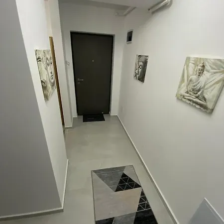 David Place * Бухарест