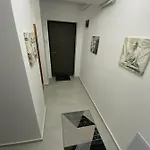 David Place * ブカレスト